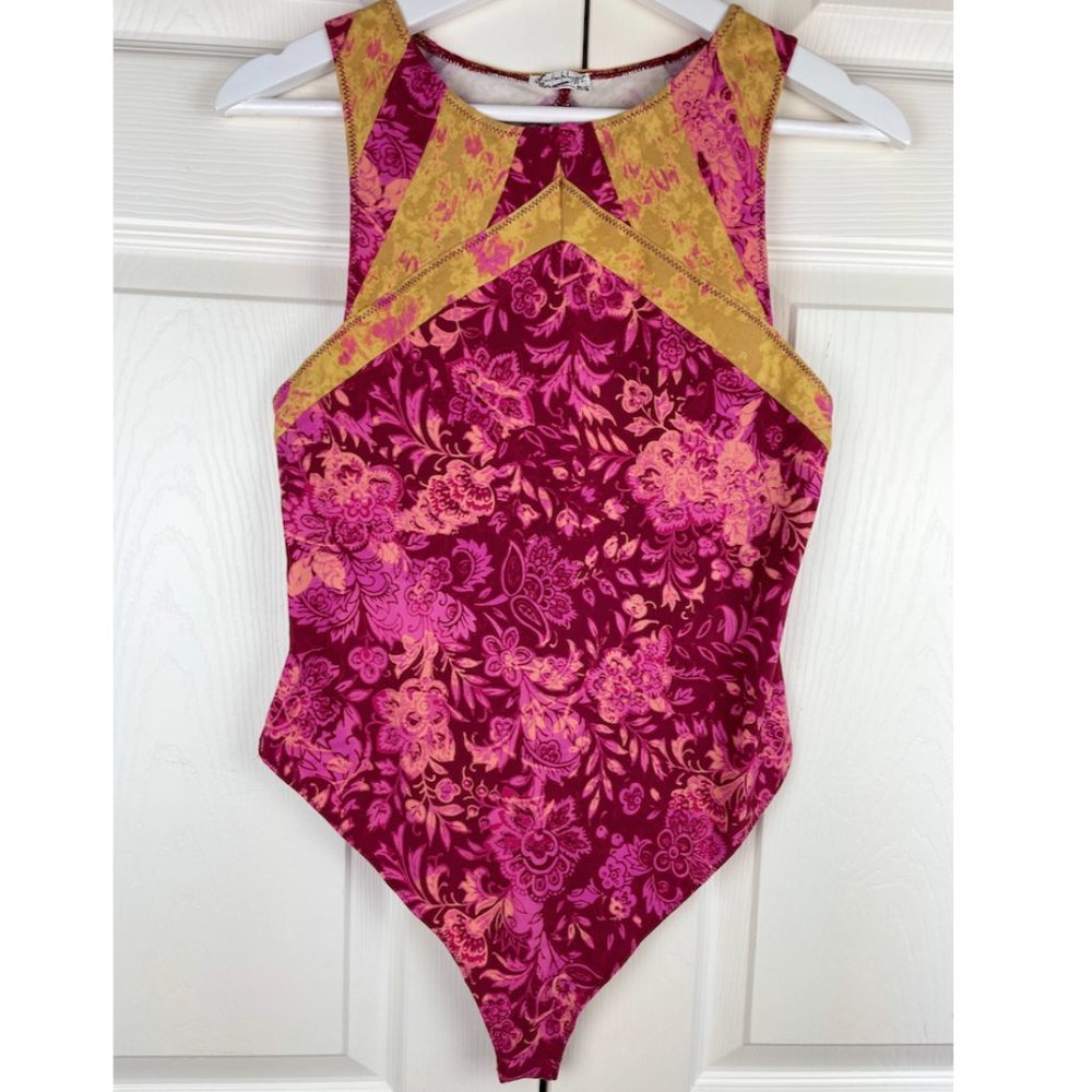 Free People Intimately Floral Bodysuit Sleeveless Open Back  Size Large NEW